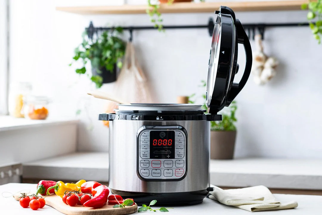 10 IN 1 MULTICOOKER - Image 8