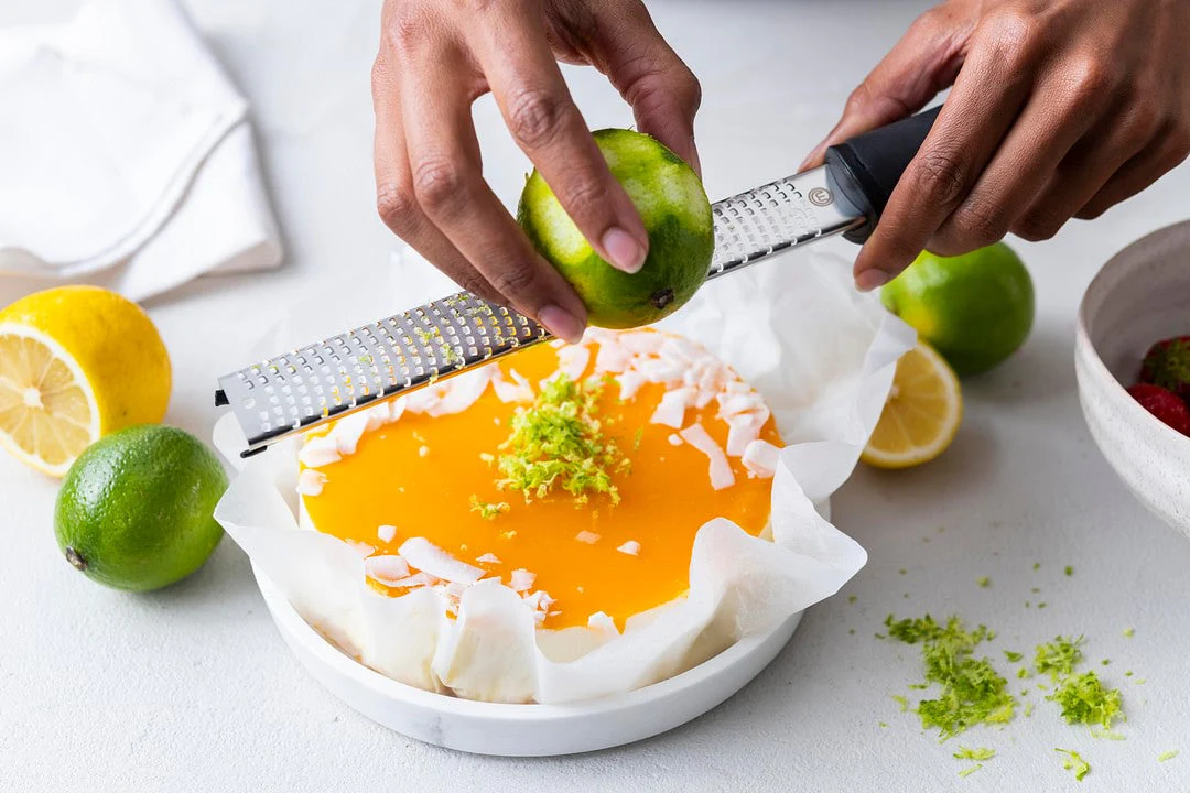 FINE ZESTER & GRATER - Image 6