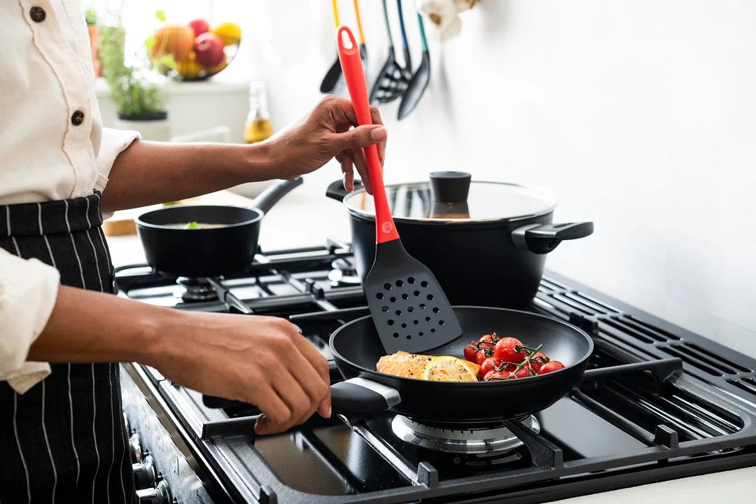 NON STICK UTENSILS 6PCS - Image 3