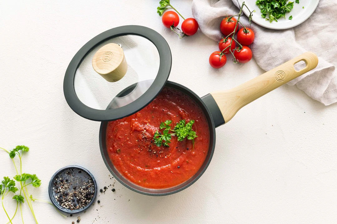SAUCE PAN & LID 20CM - Image 3